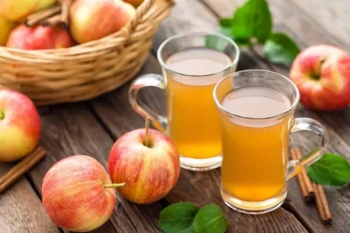 Nước ép táo là “thần dược” cho làn da đang bị lão hóa. (Nguồn: Internet) Nước ép táo là “thần dược” cho làn da đang bị lão hóa. (Nguồn: Internet)