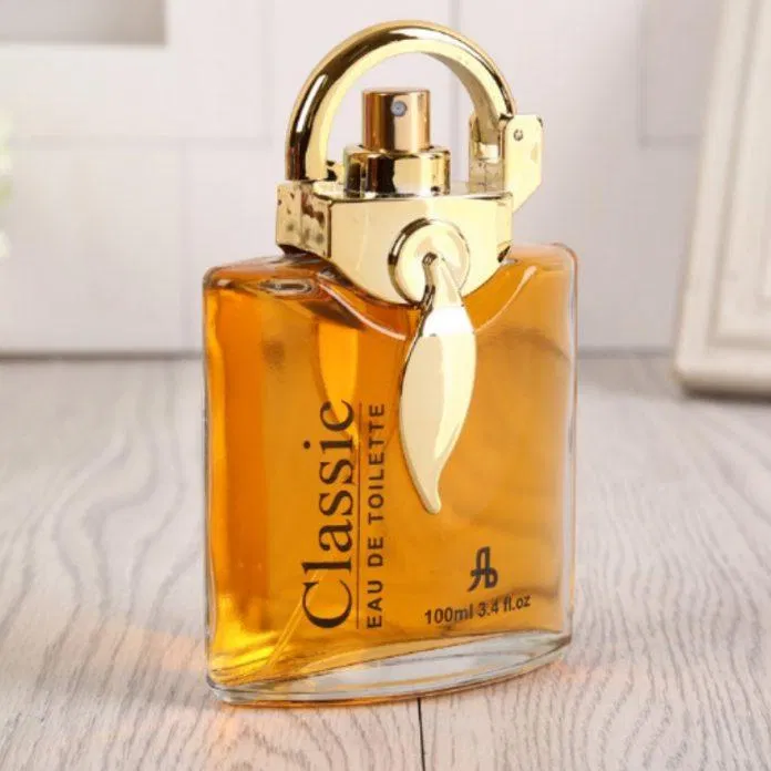 Tinh Dầu Nước Hoa Sultan Dubai Classic C102 với thiết kế độc đáo và sang trọng (Nguồn: Internet)