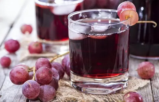 Vitamin C trong nho hỗ trợ sản sinh collagen và ngăn lão hóa da. (Nguồn: Internet) Vitamin C trong nho hỗ trợ sản sinh collagen và ngăn lão hóa da. (Nguồn: Internet)