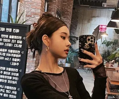 Ốp lưng LV của Jia có thiết kế khác mẫu thật (Nguồn: Internet) Ốp lưng LV của Jia có thiết kế khác mẫu thật (Nguồn: Internet)