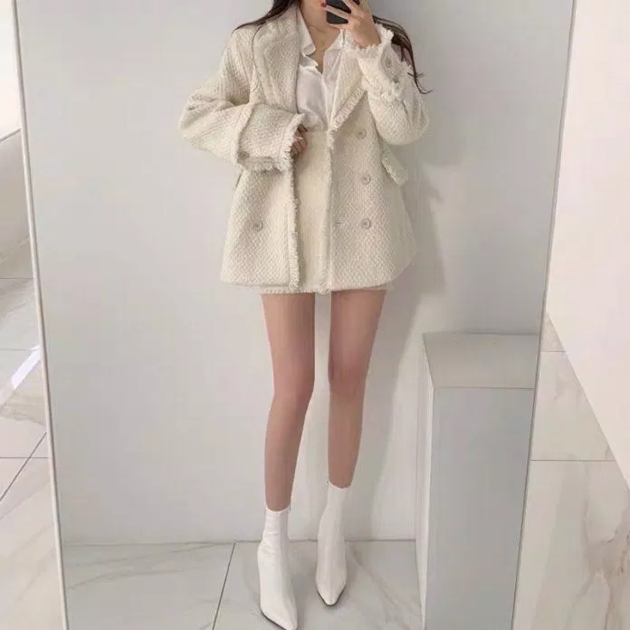 Set Tweed nhẹ nhàng mà thanh lịch (Nguồn: Internet) Set Tweed nhẹ nhàng mà thanh lịch (Nguồn: Internet)