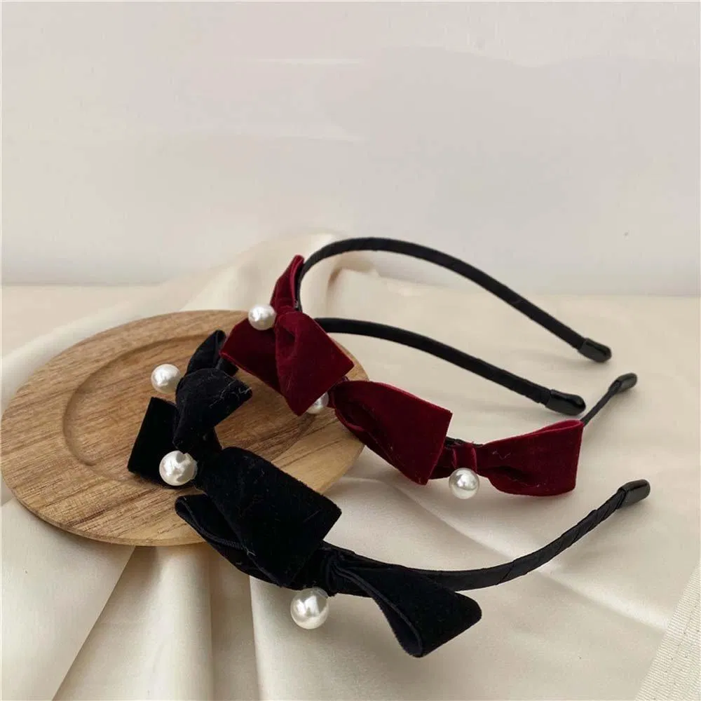 Bờm nhung phối ngọc trai điệu đà (Nguồn: Internet) Bờm nhung phối ngọc trai điệu đà (Nguồn: Internet)