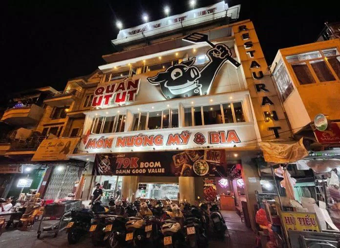 Không gian bên ngoài quán. (Ảnh: Internet) Không gian bên ngoài quán. (Ảnh: Internet)