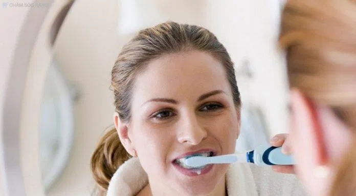 Bàn chải điện Oral B (Nguồn: Internet)