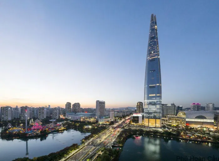 Toà nhà Lotte World tại Seoul (Ảnh: Internet) Toà nhà Lotte World tại Seoul (Ảnh: Internet)