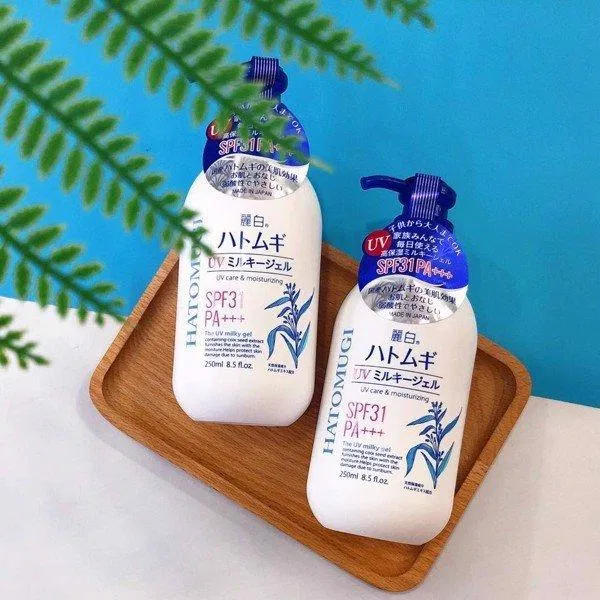 Sữa dưỡng thể Hatomugi là sản phẩm thuộc thương hiệu Naturie nổi tiếng của Nhật Bản (Nguồn: Internet)