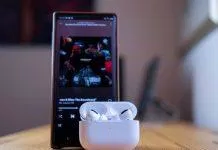 Dùng AirPods với Android sẽ bị hạn chế một số tính năng (Ảnh: Internet).