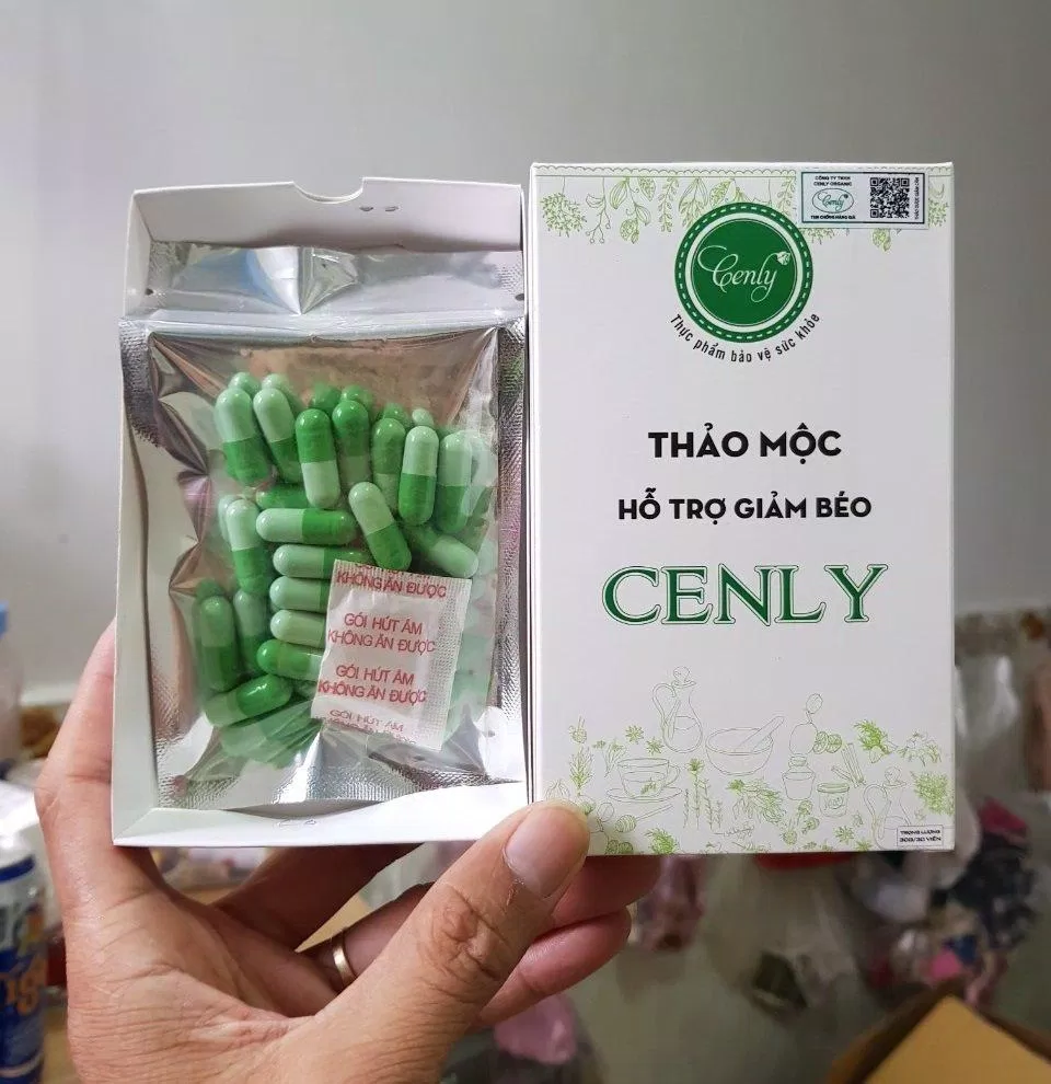 Thuốc giảm cân Cenly được đóng trong túi zip bạc kín khí. (Nguồn: Internet).