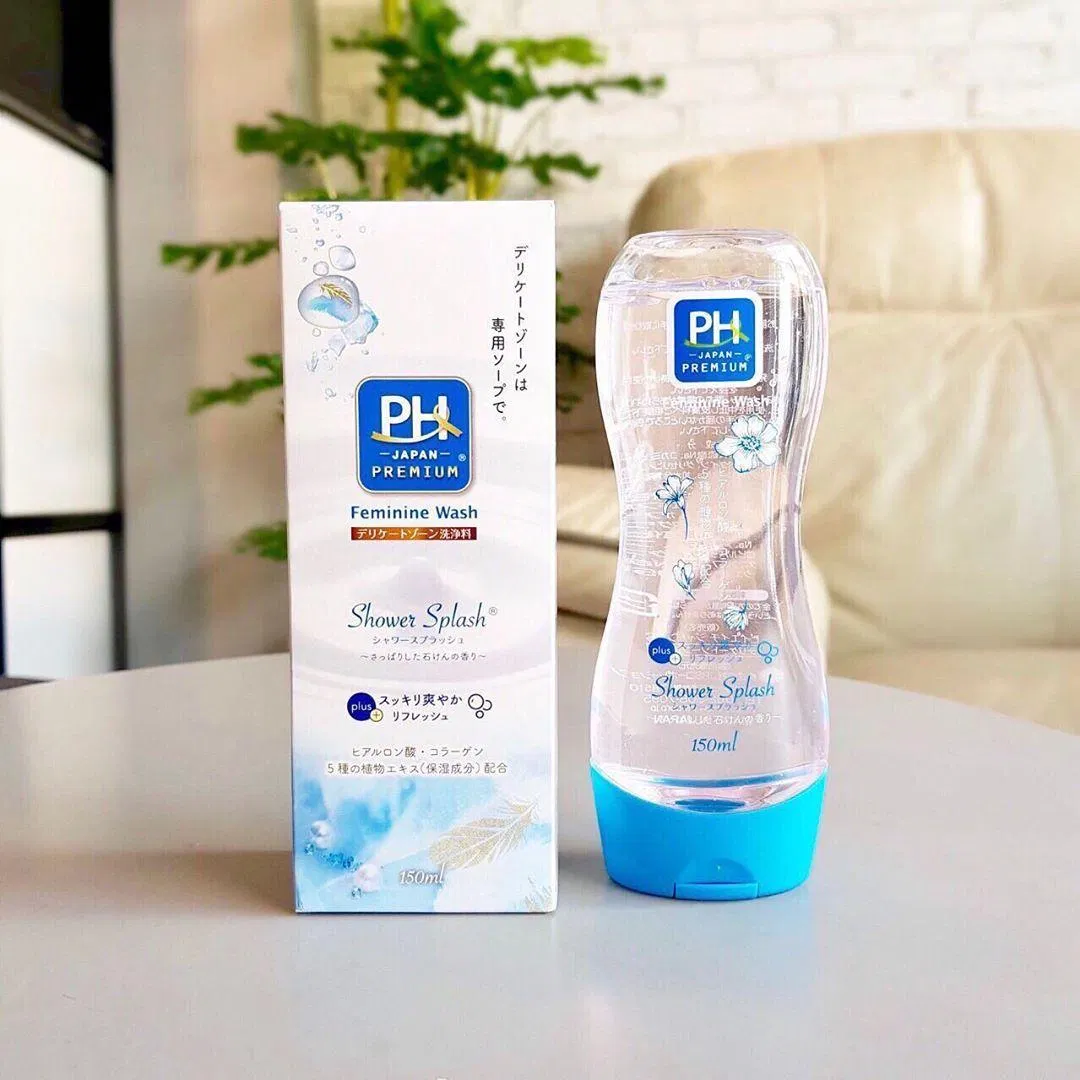 Dung dịch vệ sinh phụ nữ chiết xuất thiên nhiên PH care Nhật bản