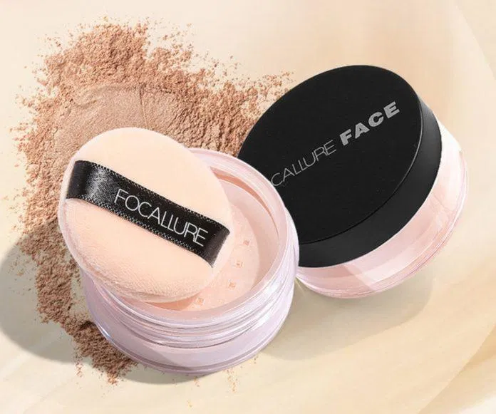 Phấn phủ kiềm dầu dạng bột Focallure Oil Free Setting Power FA (Ảnh: Internet).