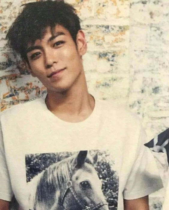 T.O.P- thành viên BIGBANG kết thúc hợp đồng với YG sau hơn 16 năm gắn bó.