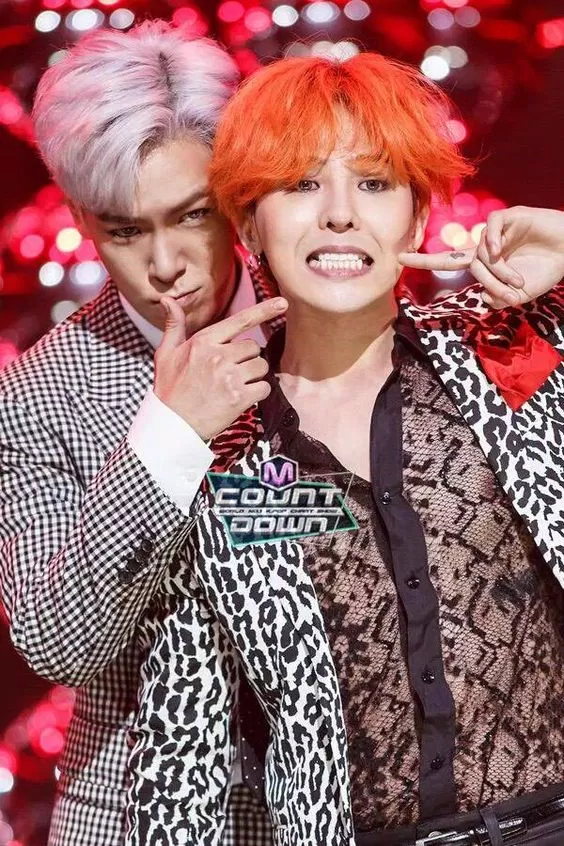 TOP và G-Dragon trên sân khấu của nhóm (Nguồn: Internet)