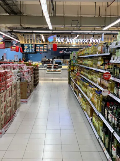 Bố trí kệ hàng trong siêu thị Bố trí kệ hàng trong siêu thị
