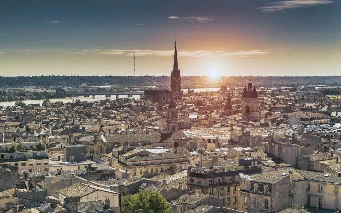 Bordeaux (Ảnh: Internet). Bordeaux (Ảnh: Internet).