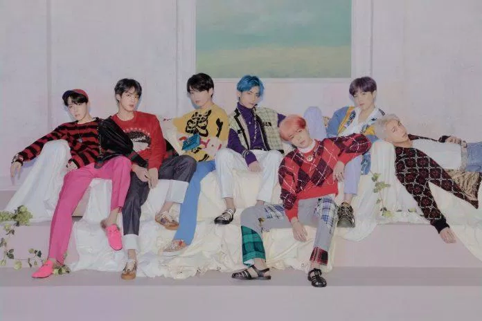BTS trong bộ ảnh concept ver 4 cho "Map of the Soul: Persona" (Nguồn: Internet) BTS trong bộ ảnh concept ver 4 cho "Map of the Soul: Persona" (Nguồn: Internet)