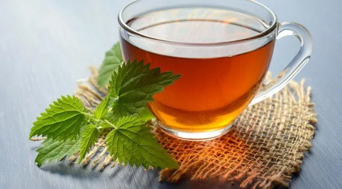 Trà thảo dược cũng giúp thải độc giúp da được mịn màng nhanh chóng (Nguồn: internet)