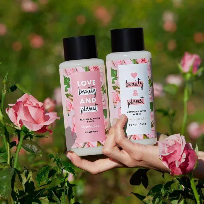Dầu gội Love Beauty and Planet Murumuru Butter And Rose Shampoo (Nguồn: Internet)