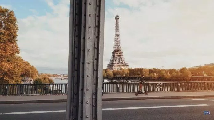 Theo ở Paris