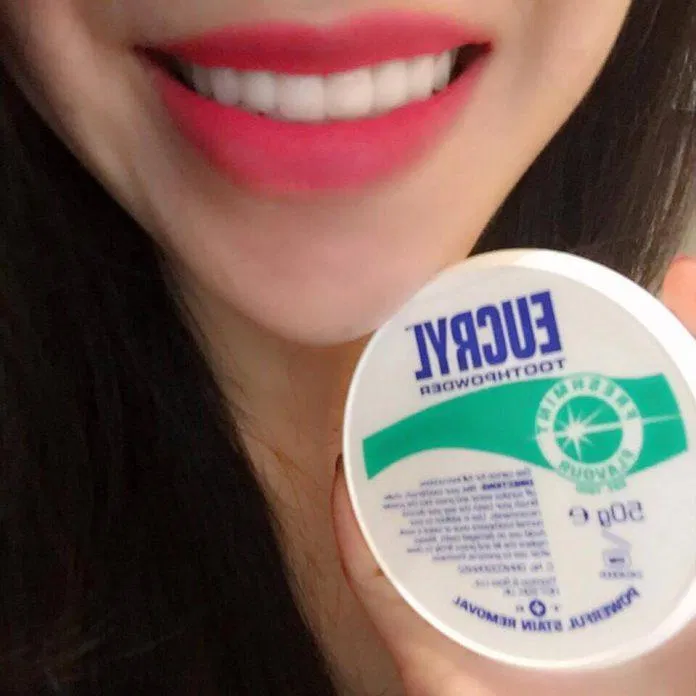 Hiệu quả sau khi sử dụng bột đánh răng tẩy trắng Eucryl Toothpowder (Nguồn: Internet).