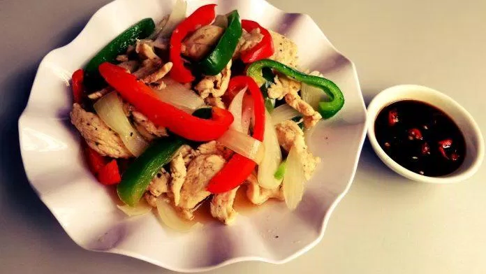 Một món ăn nhanh và dễ làm nhưng đầy đủ dinh dưỡng (Nguồn: Internet) Một món ăn nhanh và dễ làm nhưng đầy đủ dinh dưỡng (Nguồn: Internet)