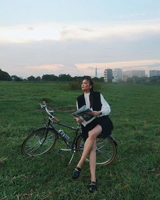 Giày loafer thời thượng hóa mọi outfit (Nguồn: Internet) Giày loafer thời thượng hóa mọi outfit (Nguồn: Internet)