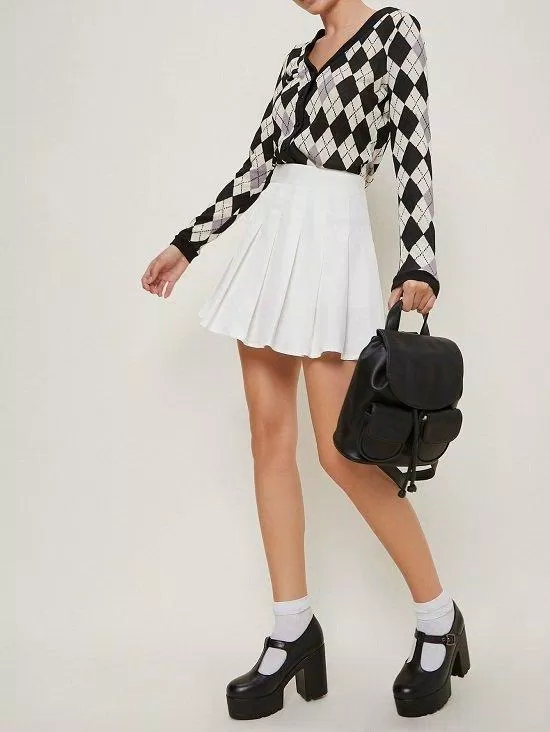 Giày Mary Jane đế độn cực hack dáng (Nguồn: Internet) Giày Mary Jane đế độn cực hack dáng (Nguồn: Internet)