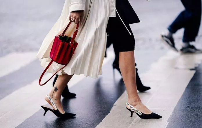 Giày Slingback chiều lòng những cô nàng khó tính nhất (Nguồn: Internet) Giày Slingback chiều lòng những cô nàng khó tính nhất (Nguồn: Internet)