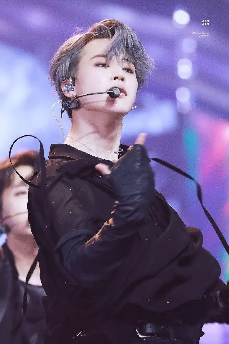 Jimin (BTS) - thần tượng có chiều cao thật đáng ngạc nhiên. (Nguồn: Internet) Jimin (BTS) - thần tượng có chiều cao thật đáng ngạc nhiên. (Nguồn: Internet)