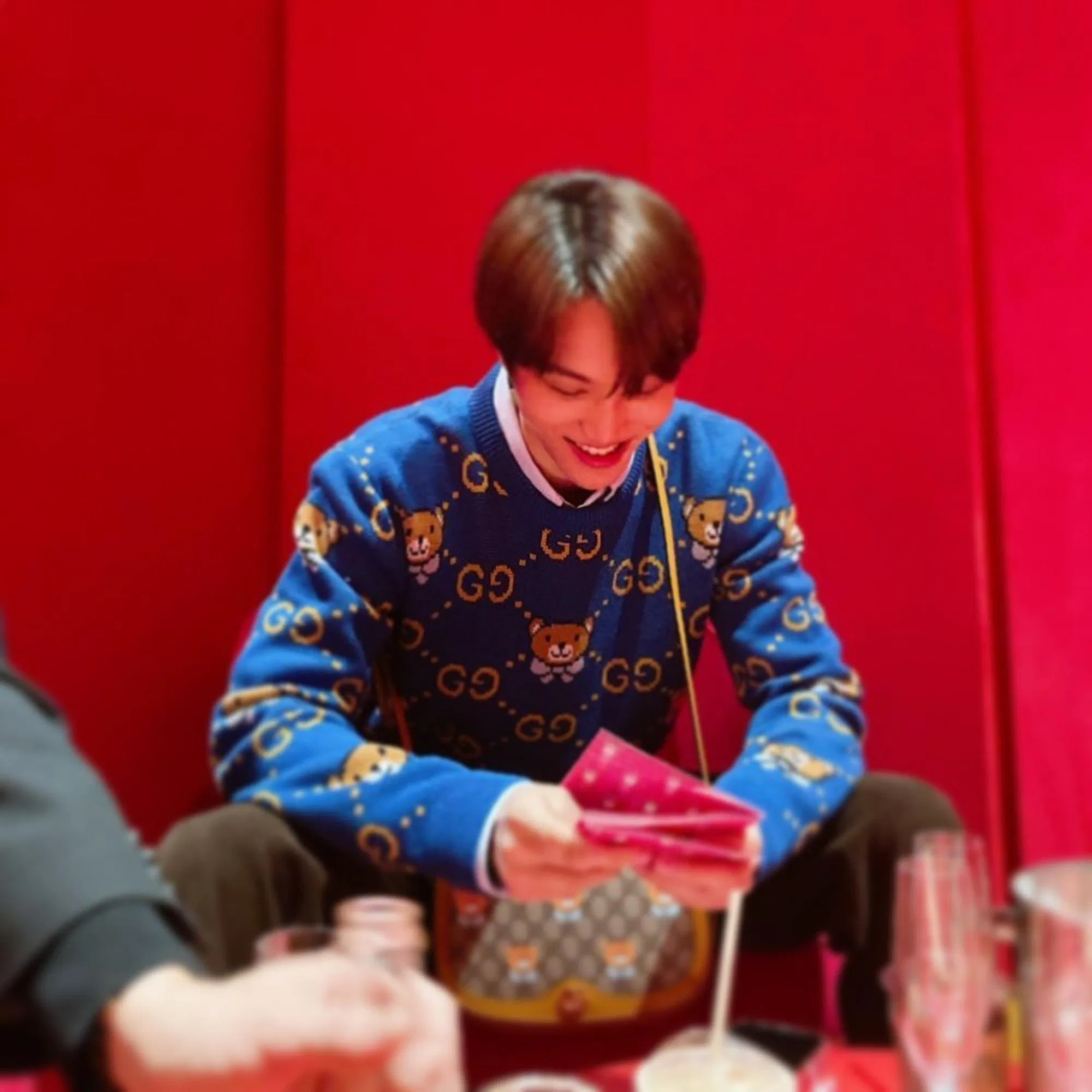 BST "Kai x Gucci" với concept gấu bông (Nguồn: Internet) BST "Kai x Gucci" với concept gấu bông (Nguồn: Internet)