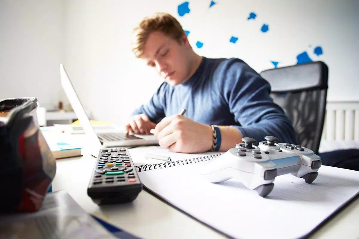 Cách này đòi hỏi phải có khả năng viết tốt (Ảnh: Internet). Cách này đòi hỏi phải có khả năng viết tốt (Ảnh: Internet).