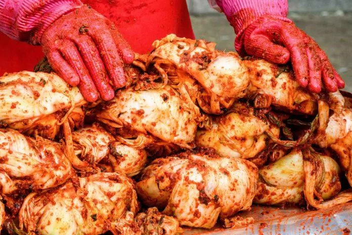 Kim chi - niềm tự hào của Hàn Quốc đã không ít lần bị Trung Quốc "nhận vơ" là bắt nguồn từ nước mình (Nguồn: Internet) Kim chi - niềm tự hào của Hàn Quốc đã không ít lần bị Trung Quốc "nhận vơ" là bắt nguồn từ nước mình (Nguồn: Internet)