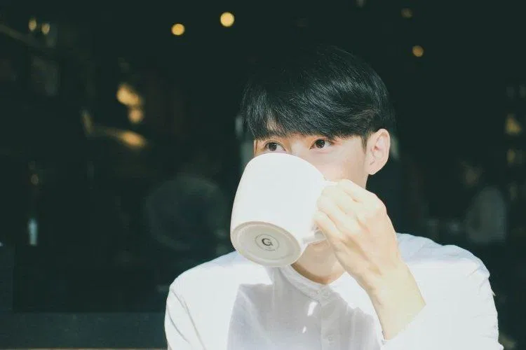 Kira tên thật là Nam Anh, nói được 4 thứ tiếng. (Nguồn: Internet)