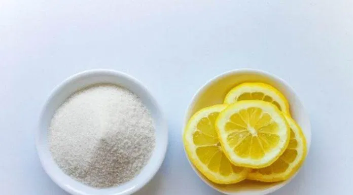 Sử dụng chanh và đường giúp giảm thâm, thu nhỏ lỗ chân lông (Nguồn: Internet)