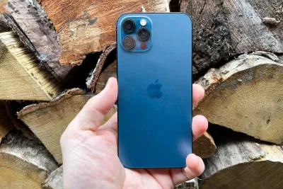Tại sao phải thay iPhone mới trong khi vẫn còn dùng được? (Ảnh: Internet). Tại sao phải thay iPhone mới trong khi vẫn còn dùng được? (Ảnh: Internet).