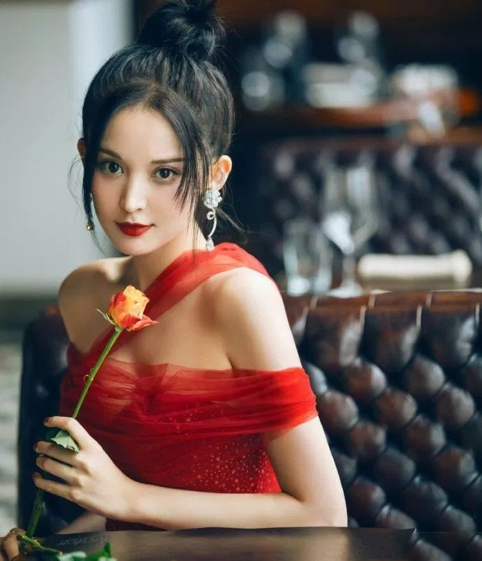 Những "dữ liệu" về người đẹp đầu đất B lạ khá trùng hợp với mỹ nữ Tân Cương Cổ Lực Na Trát (Nguồn: Internet).