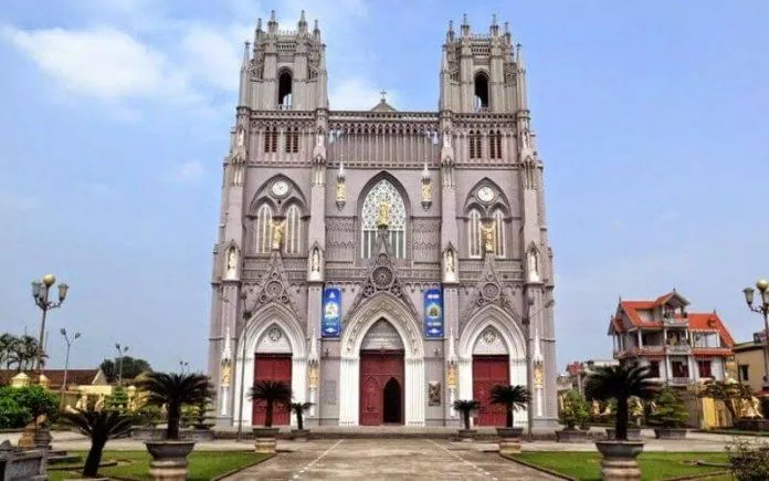 Nhà thờ Phú Nhai (Ảnh: Internet)