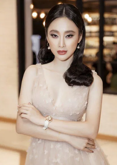 Người đẹp tai tiếng Angela Phương Trinh (Ảnh: Internet) Người đẹp tai tiếng Angela Phương Trinh (Ảnh: Internet)