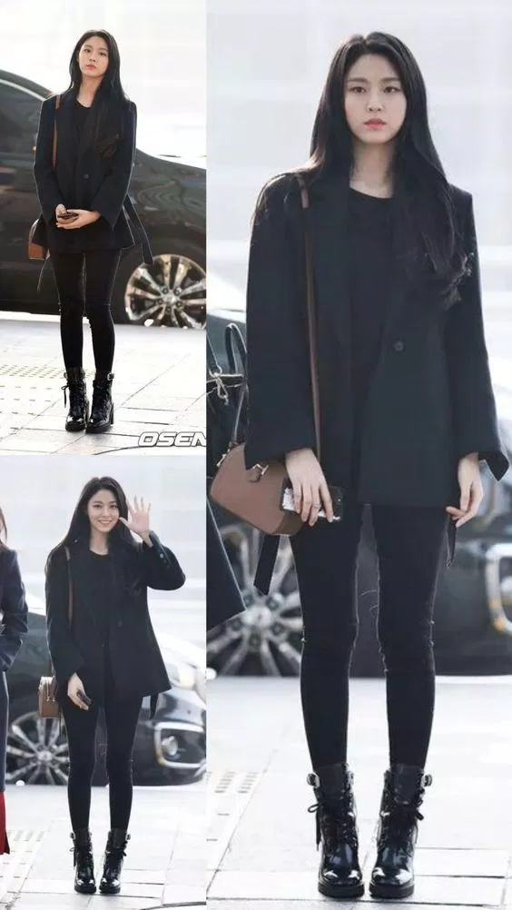 Diện nguyên cây đen nhưng Seolhyun vẫn hút ánh nhìn với điểm nhấn là chiếc túi đeo màu nâu đơn giản (Nguồn: Internet)