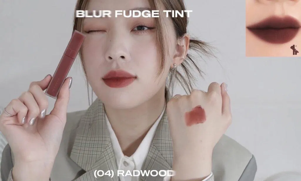 Son Romand Blur Fudge Tint màu 04 - Radwood (Ảnh: Internet) Son Romand Blur Fudge Tint màu 04 - Radwood (Ảnh: Internet)