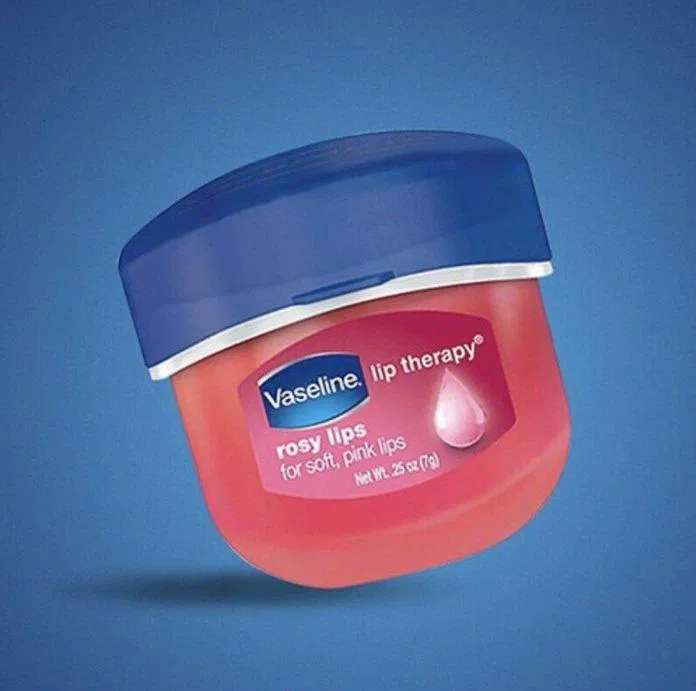 Son dưỡng môi Vaseline Lip Therapy (Ảnh: Internet).Son dưỡng môi Vaseline Lip Therapy (Ảnh: Internet).