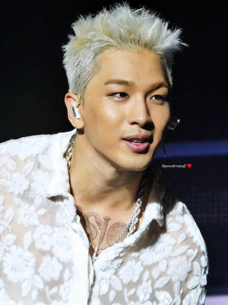 Tên đầy đủ của Taeyang là Dong Youngbae (Ảnh: Internet) Tên đầy đủ của Taeyang là Dong Youngbae (Ảnh: Internet)
