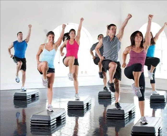 Tập aerobic mang lại nhiều lợi ích cho sức khỏe (Ảnh: Internet). Tập aerobic mang lại nhiều lợi ích cho sức khỏe (Ảnh: Internet).
