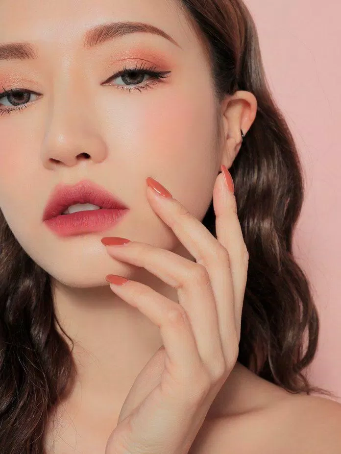 Son màu cánh hồng khô