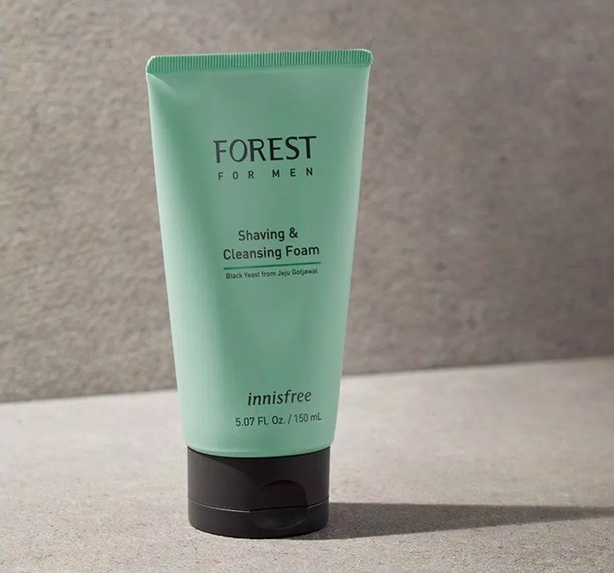 Sữa rửa mặt dành cho nam Innisfree Forest For Men Oil Control Cleansing Foam (Ảnh: Internet).