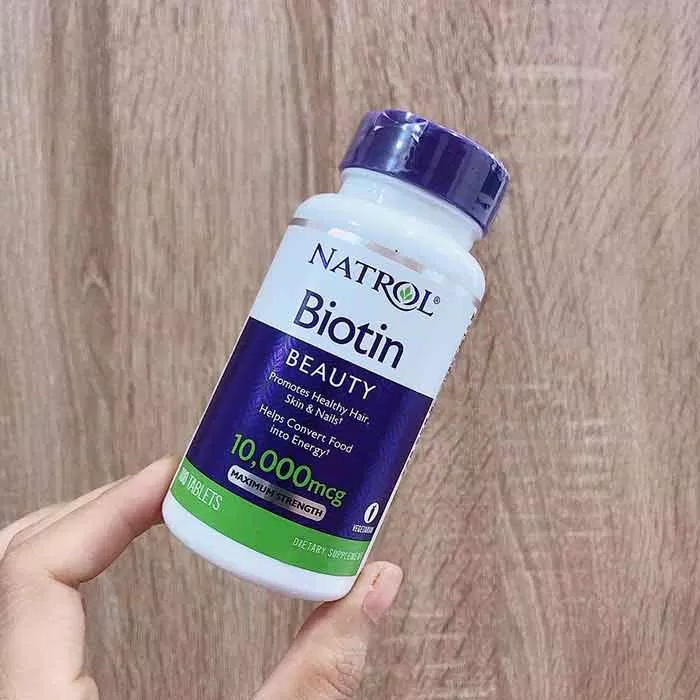 Natrol Biotin Beauty Strength là viên uống chứa hàm lượng Biotin cao giúp dưỡng da, lông, tóc và móng hiệu quả (Nguồn: internet)