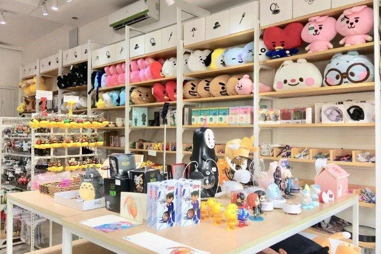 TOP 7 cửa hàng phụ kiện quà tặng siêu xinh ở Sài Gòn bình giữ nhiệt Chuỗi cửa hàng bán lẻ cửa hàng cửa hàng phụ kiện cửa hàng quà tặng Gấu bông kẹp tóc list quà tặng phụ kiện phụ kiện công nghệ phụ kiện điện thoại phụ kiện giá rẻ phụ kiện làm đẹp phụ kiện nữ phụ kiện quà tặng phụ kiện thời trang phụ kiện trang sức phụ kiện trang sức đẹp quà tặng quà tặng bé quà tặng bé gái Sài Gòn thông tin top 7 tủ đựng phụ kiện văn phòng Văn phòng phẩm Việt Nam