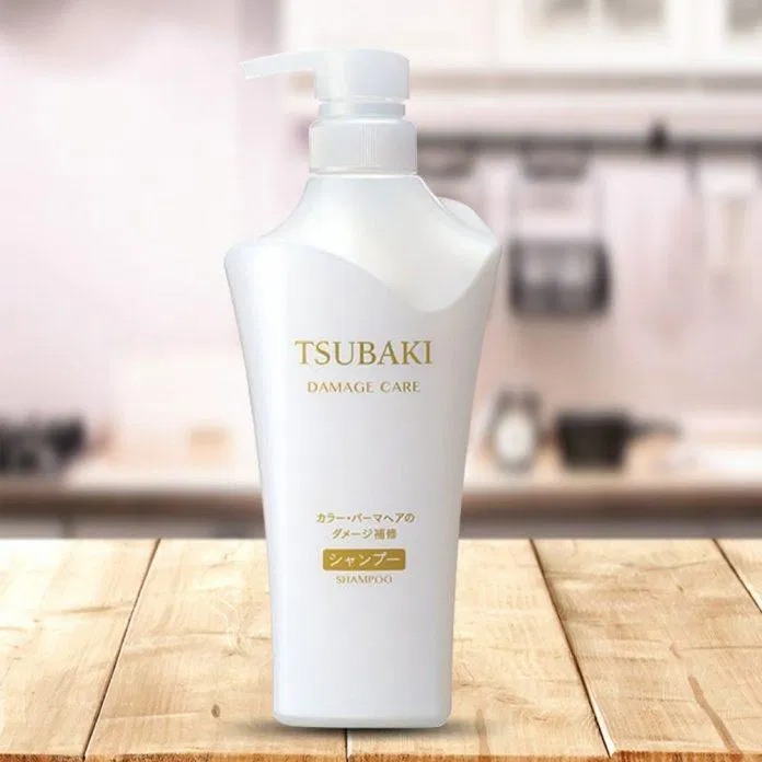 Dầu gội Tsubaki Damage Care có hương thơm ngọt ngào quyến rũ, lưu giữ mùi trong thời gian dài (Nguồn: Internet) Dầu gội Tsubaki Damage Care có hương thơm ngọt ngào quyến rũ, lưu giữ mùi trong thời gian dài (Nguồn: Internet)