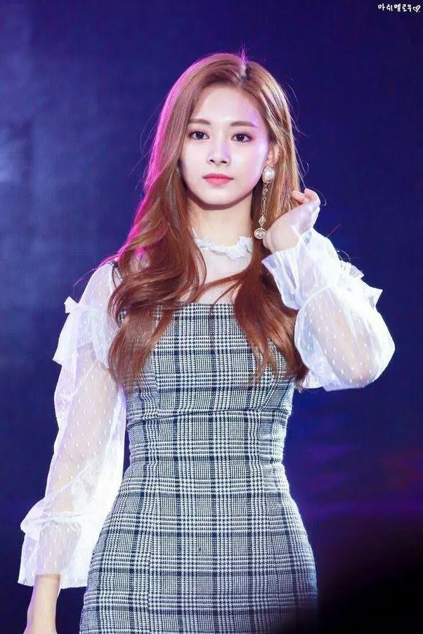 Tzuyu (TWICE) thần tượng K-Pop chứng minh khuôn mặt tròn thể hiện độ đáng yêu đỉnh cao. (Nguồn: Internet)