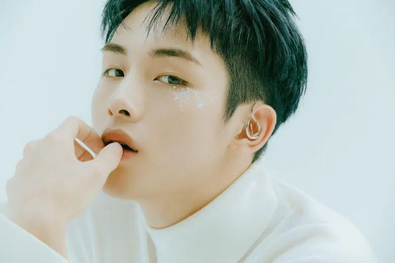 Tên đầy đủ của WinWin là Dong Sasung (Ảnh: Internet) Tên đầy đủ của WinWin là Dong Sasung (Ảnh: Internet)