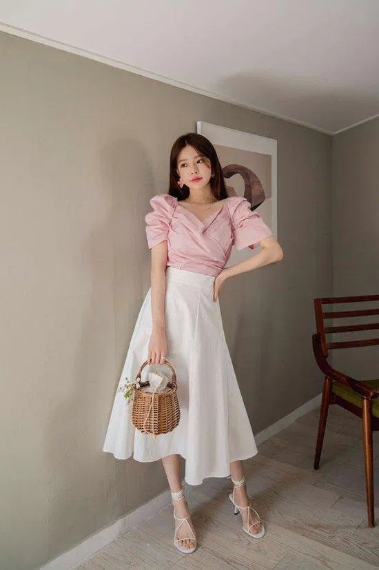 Váy cạp cao che khuyết điểm siêu hay ho (Nguồn: Internet) Váy cạp cao che khuyết điểm siêu hay ho (Nguồn: Internet)